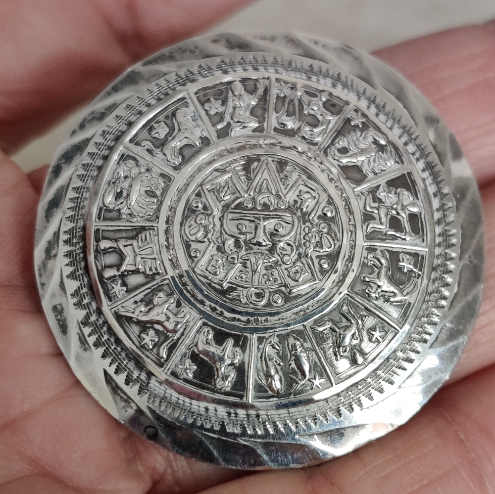 Vintage Sterling Silver Aztec Sun / Zodiac Calendar Pin /Pendant